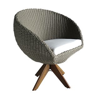 POltrona Venus corda nautica com base em madeira area externa