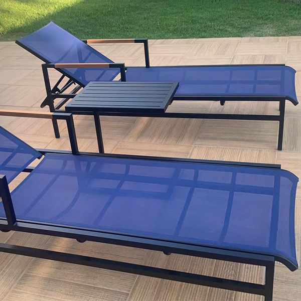 espreguiçadeiras para piscina e area externa