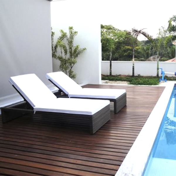 espreguiçadeiras em fibra sintetica